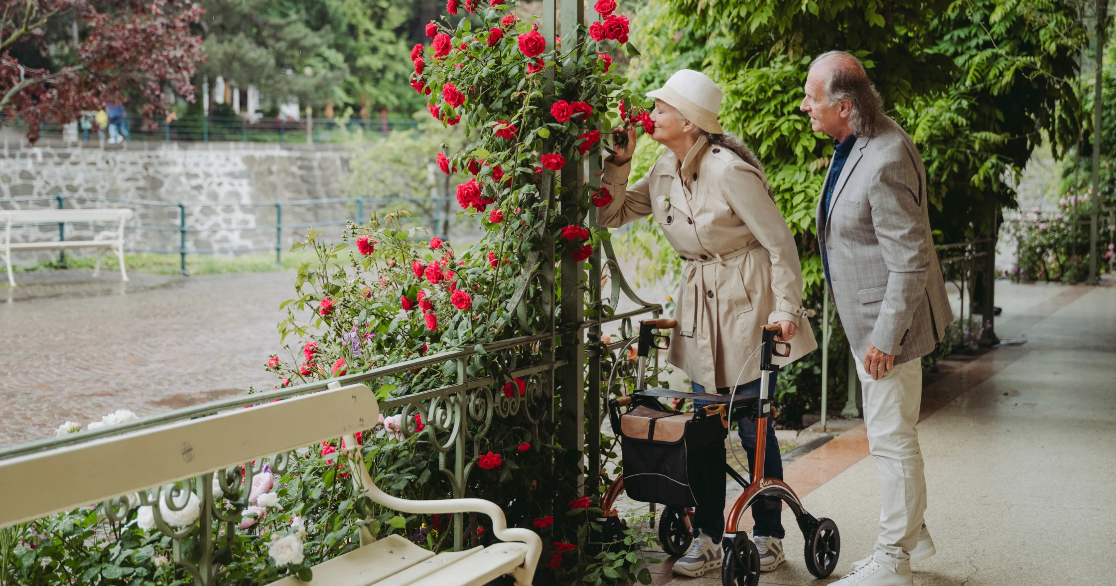 Den richtigen Rollator finden
