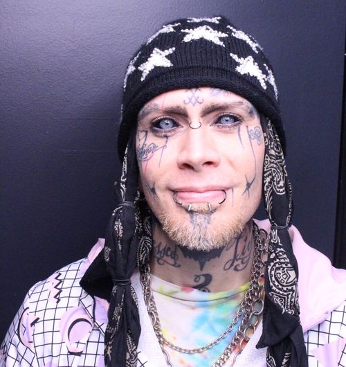 Kris Hackenson piercing artist chicago