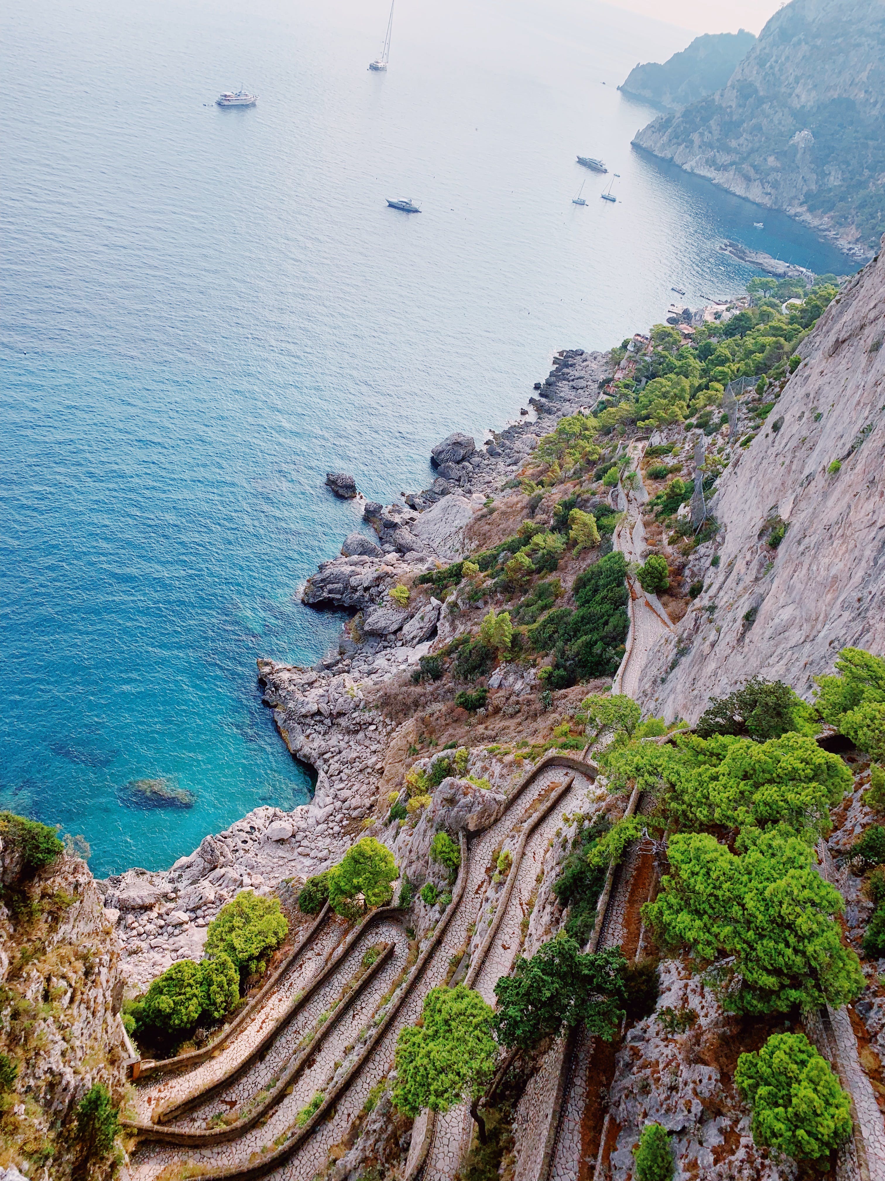 A road to the sea near Capri.
