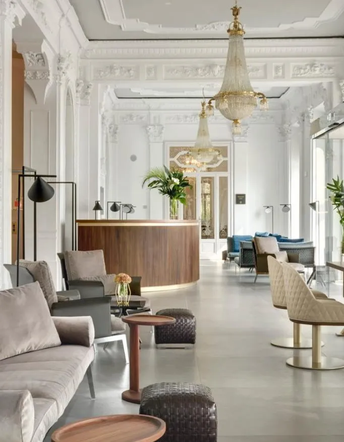 Reception at the Grand Hotel Victoria Concept & Spa.