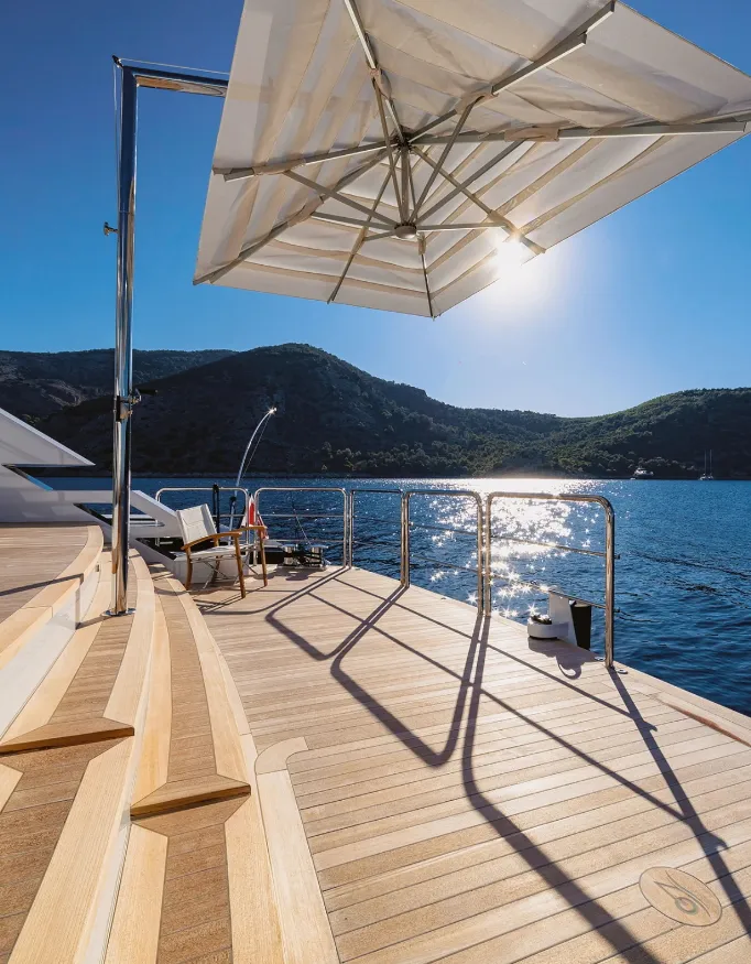 Project X Superyacht exteror.