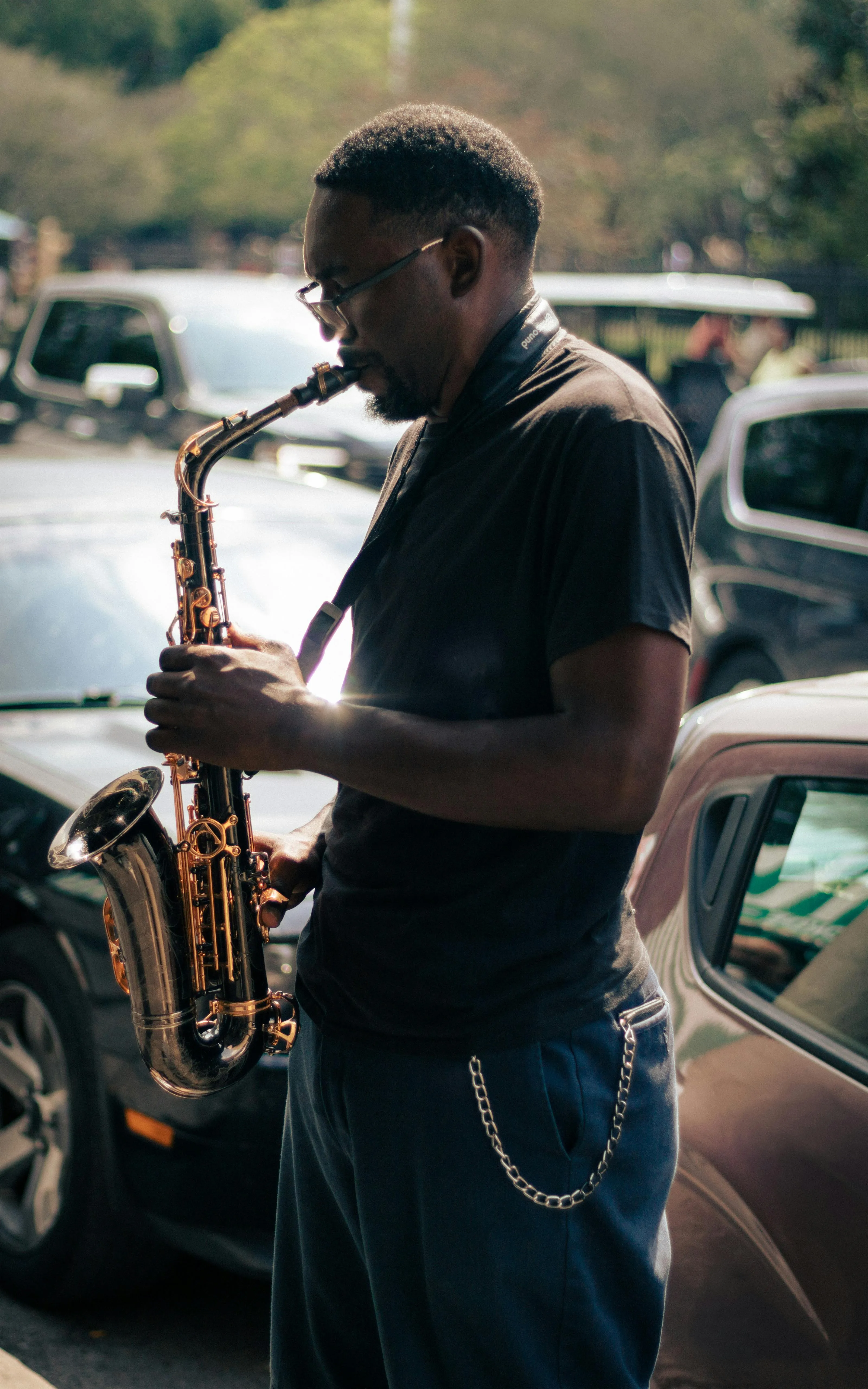 A man playing the saxophone.
