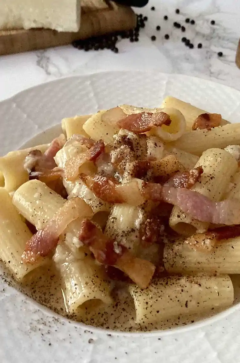 Pasta alla gricia.