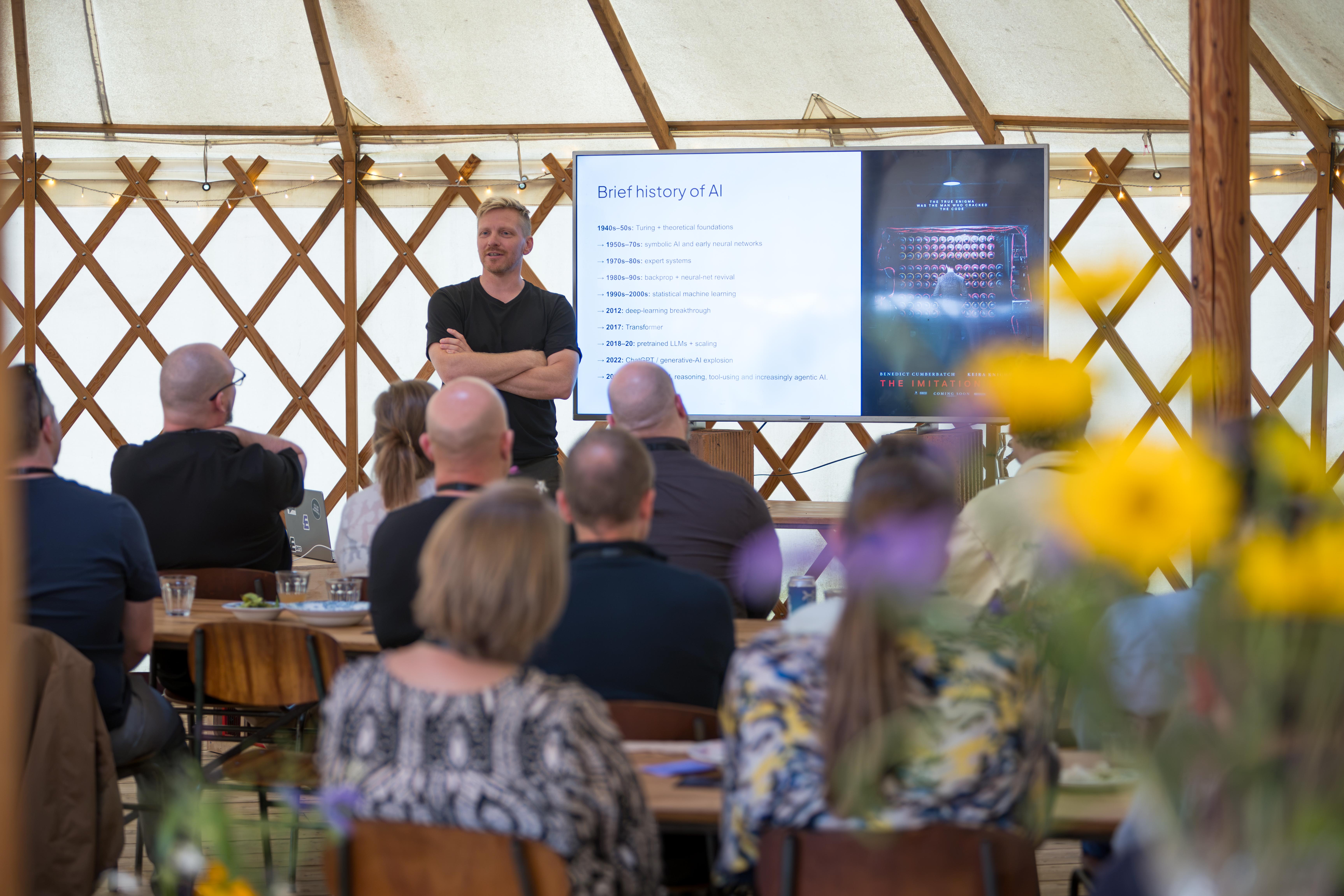 Henrik Brink of Ento speaking at the Ento Customer Summit