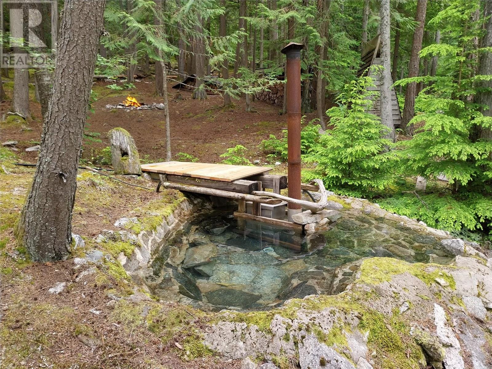 Outdoor Hot Tub