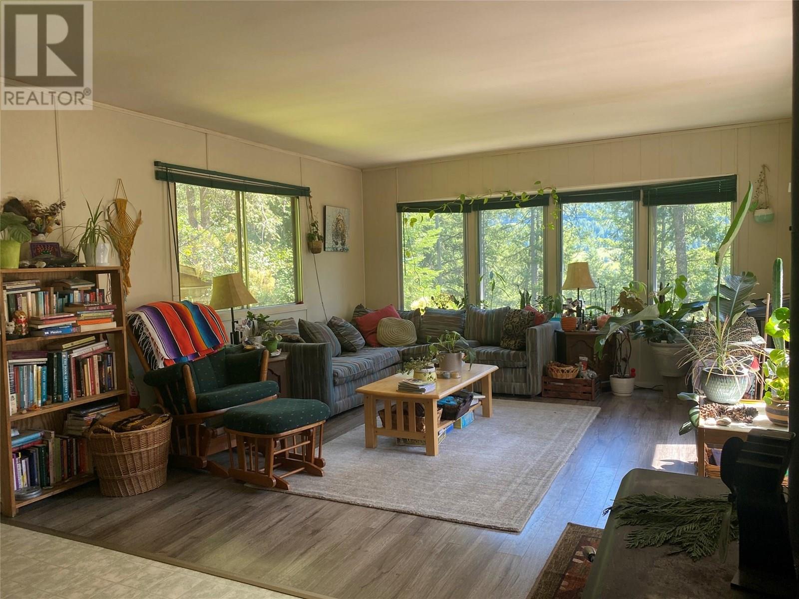Living Room area to the left