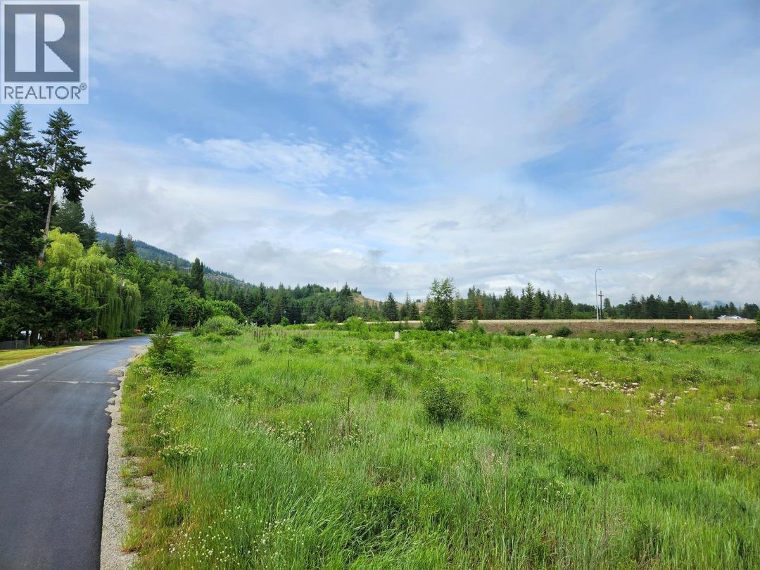 Block 16 22 Highway, frame 3