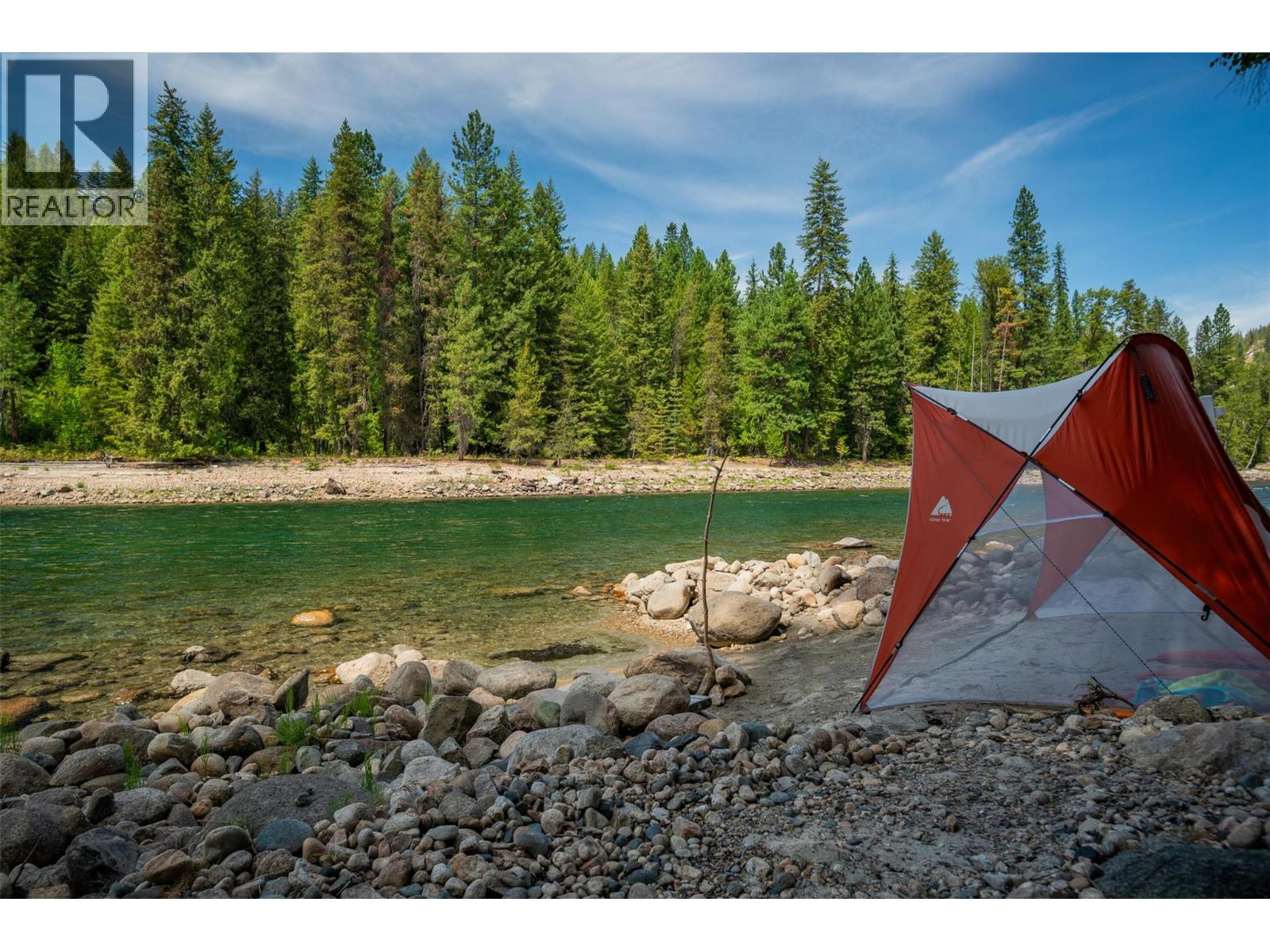 A gorgeous sunny beach with the perfect swimming spot.