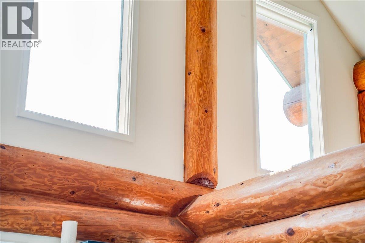 Post and beam beauty.