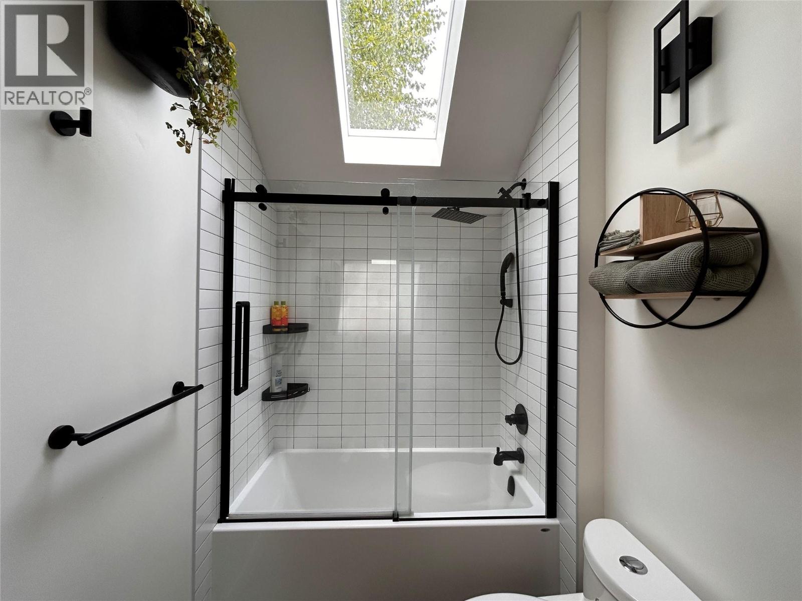 full bath