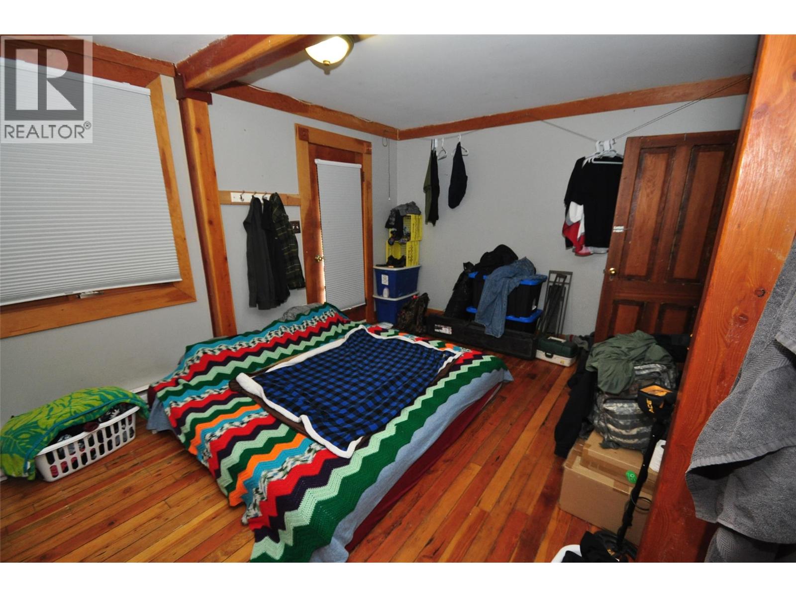 Primary bedroom main floor