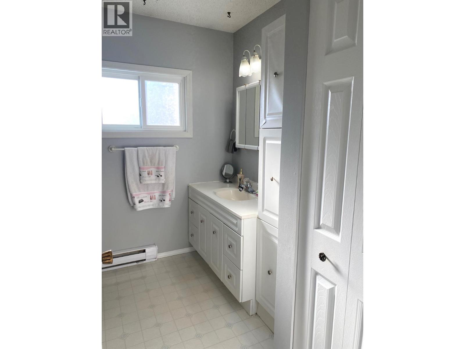 Full bathroom upstairs