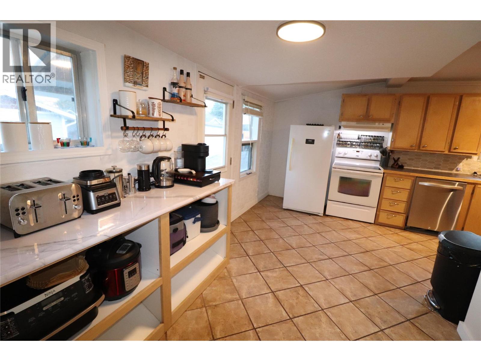 COFFEE BAR, BACK ENTRANCE DOOR