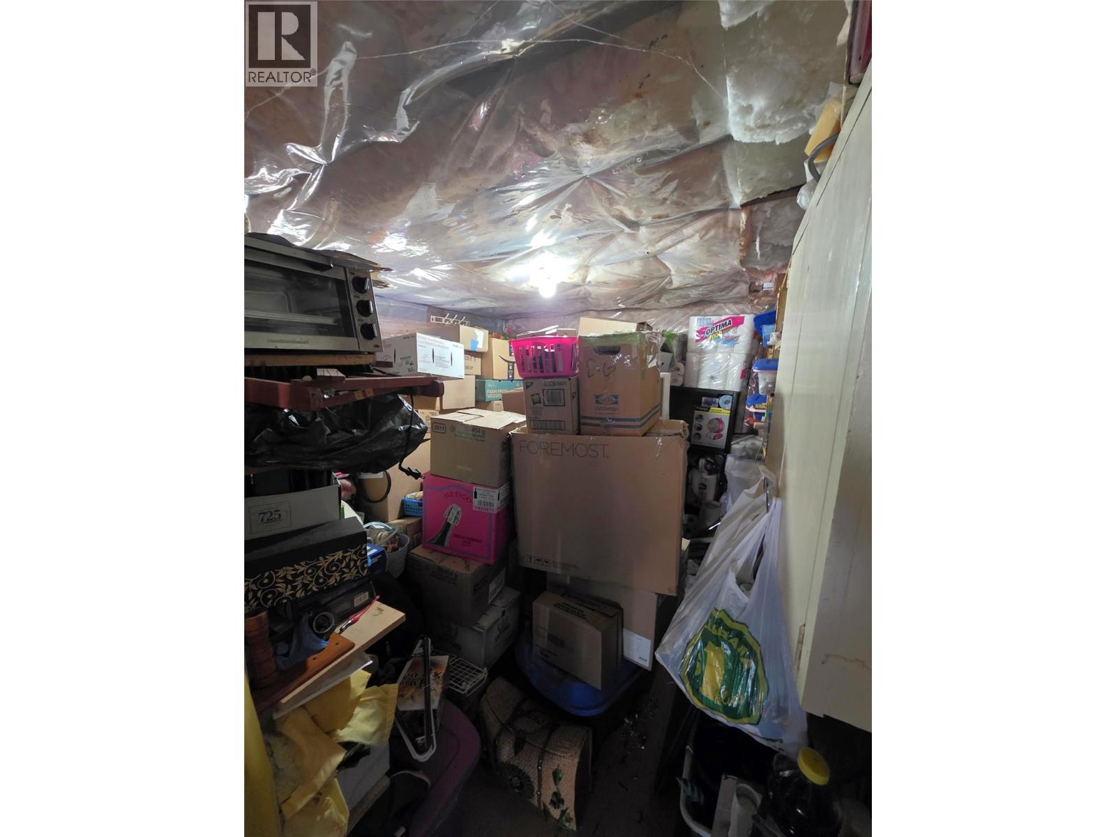 oversized insulated storage room