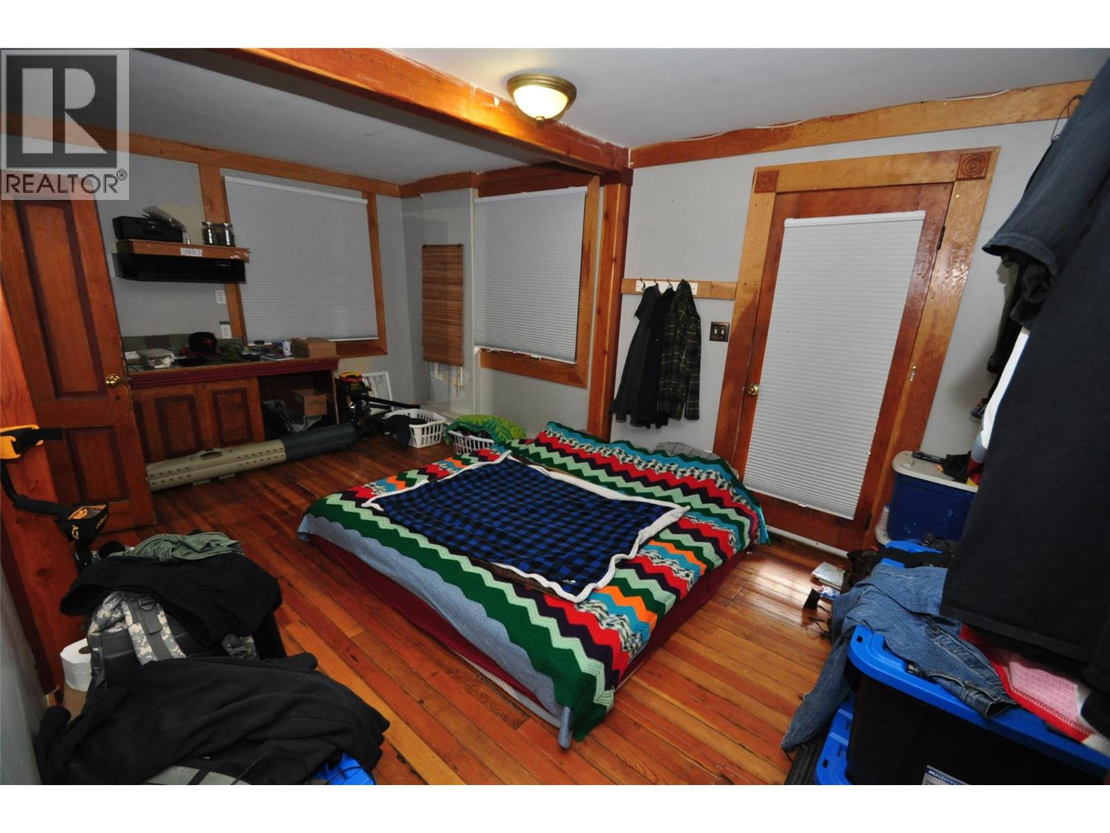 Primary bedroom main floor