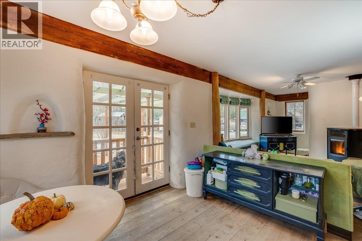 Main House Living room