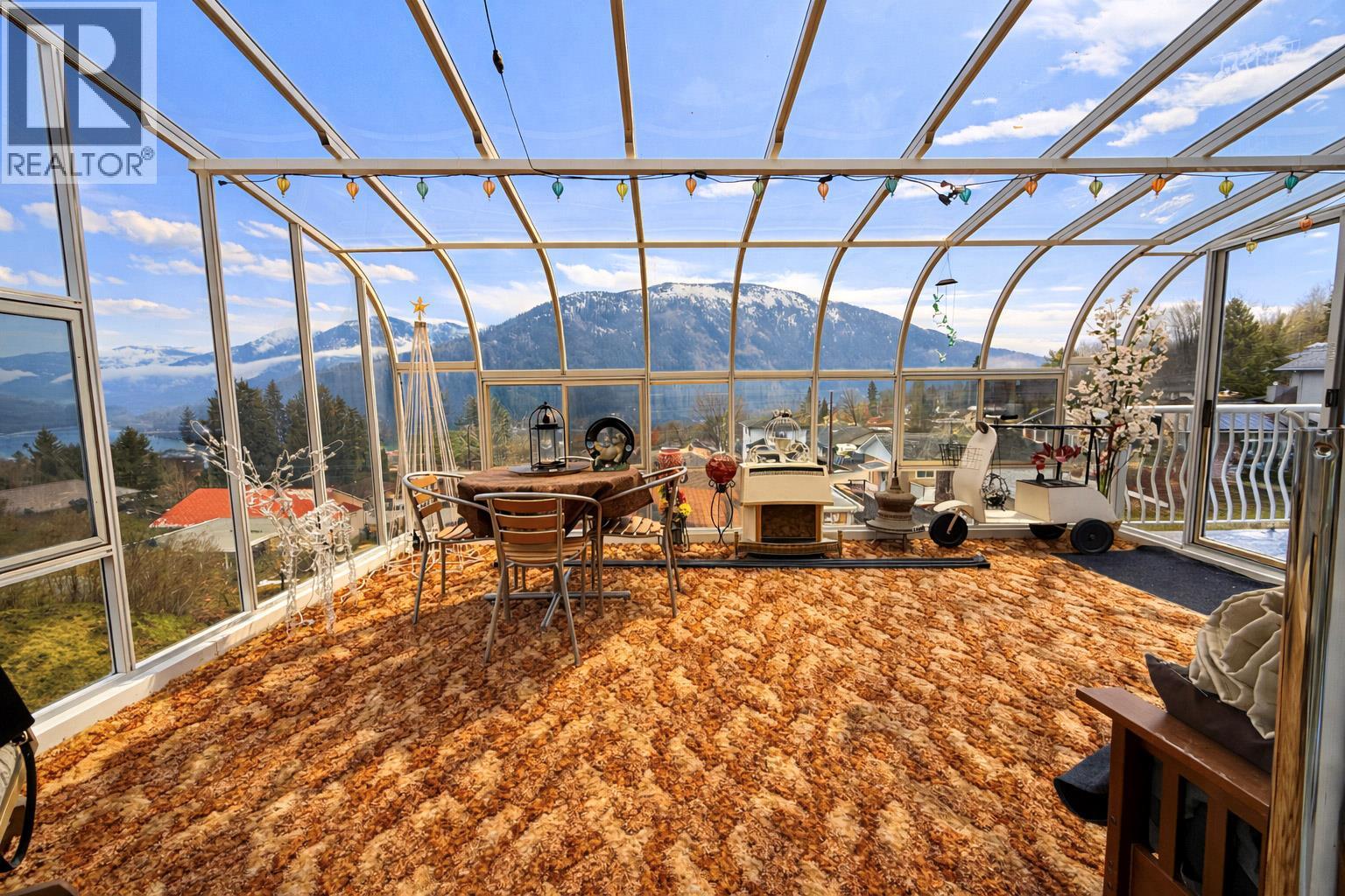 Solarium of of the living room