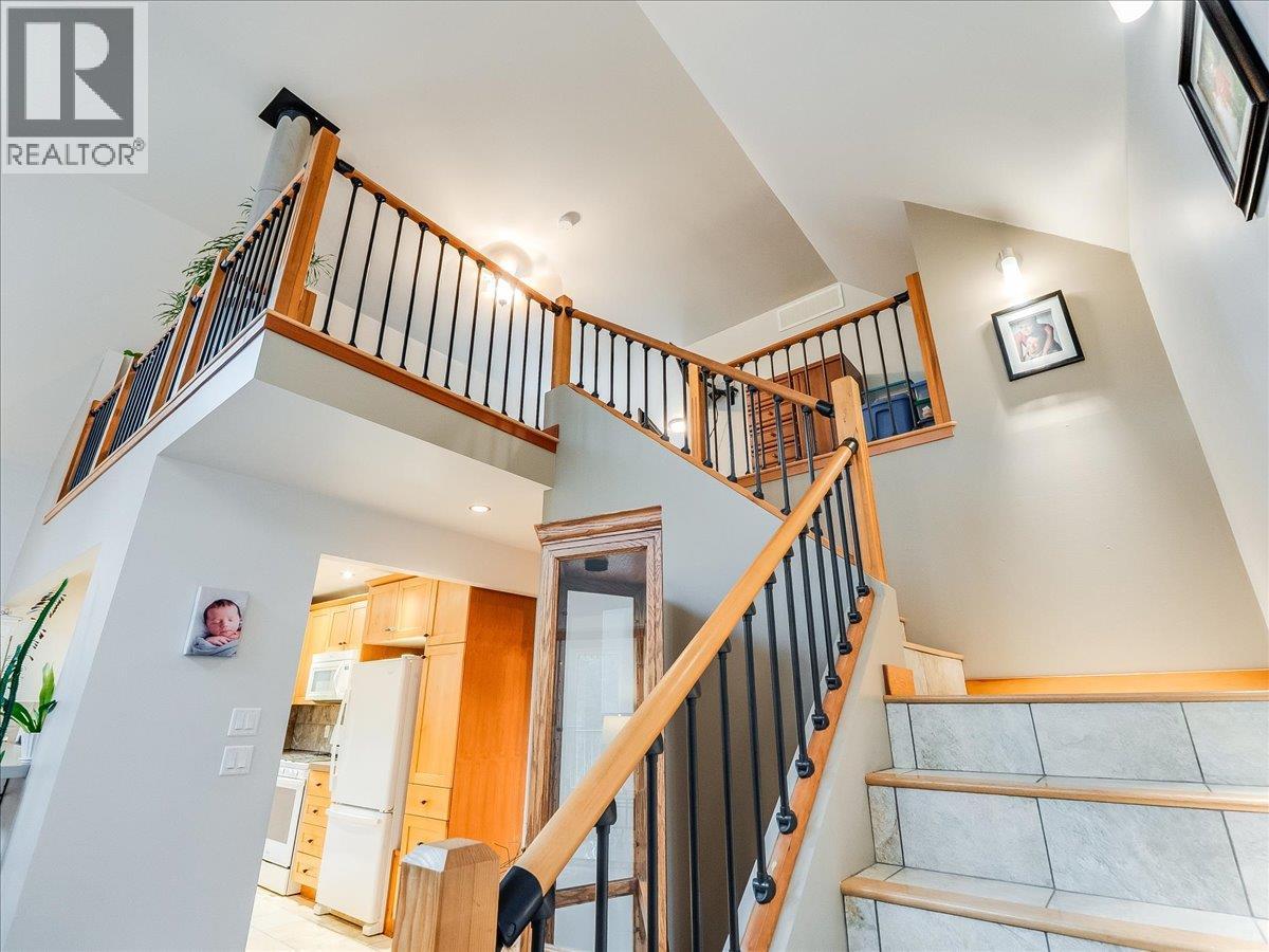 stairs leading to the upper loft