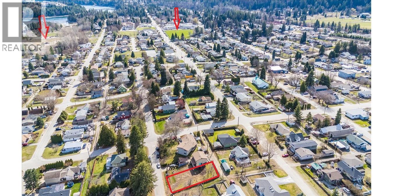 Walking distance to the bike park and schools kg-12