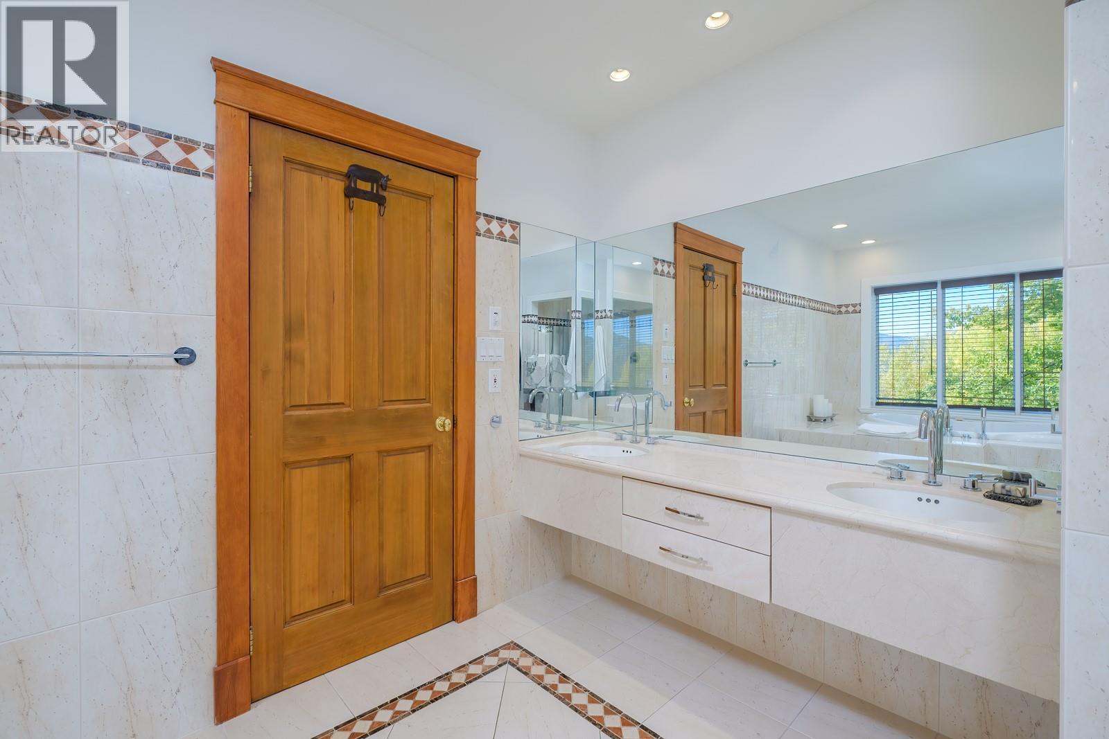 Refreshing ensuite, fixtures, paint.