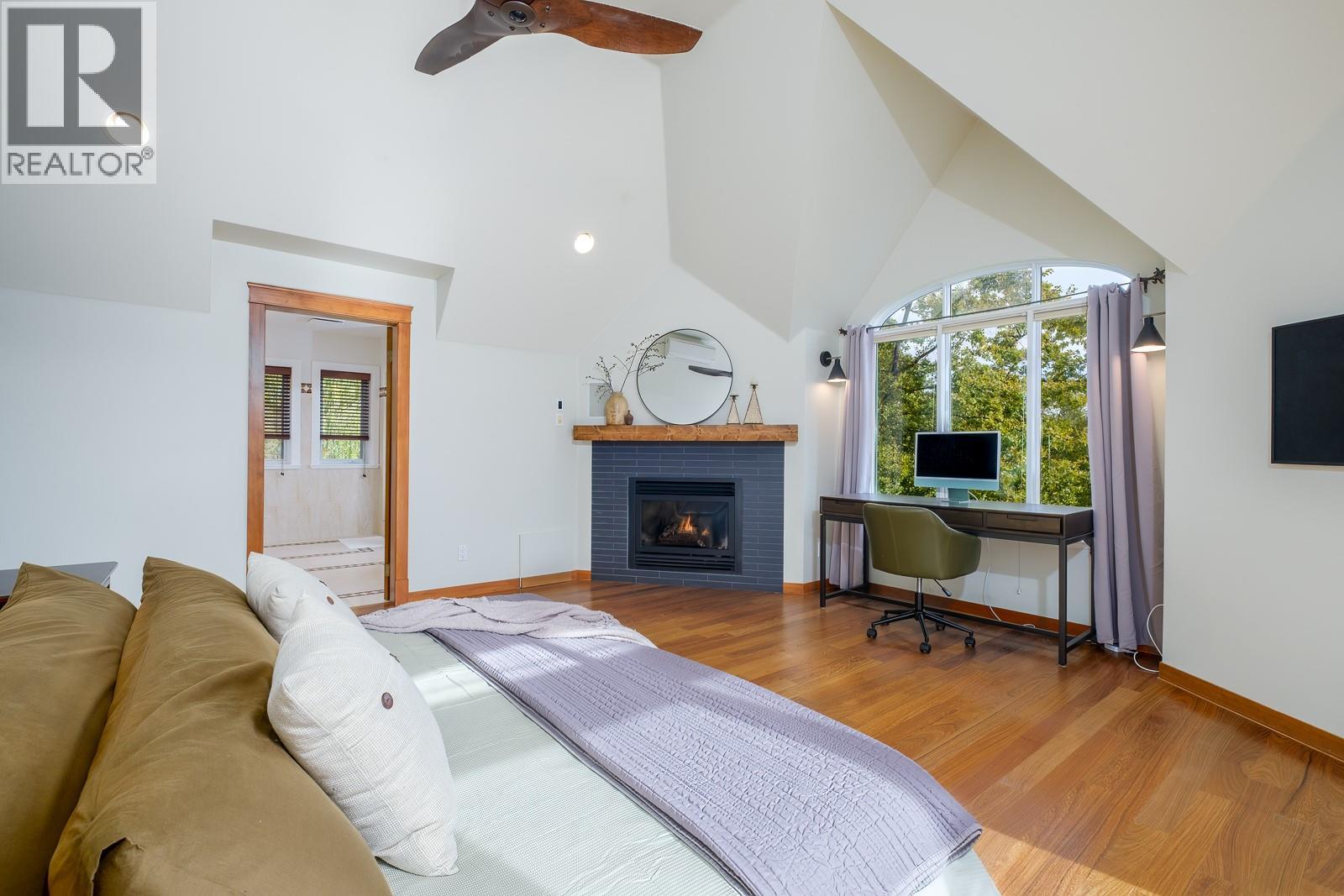 Primary suite. 2 walk in closets.