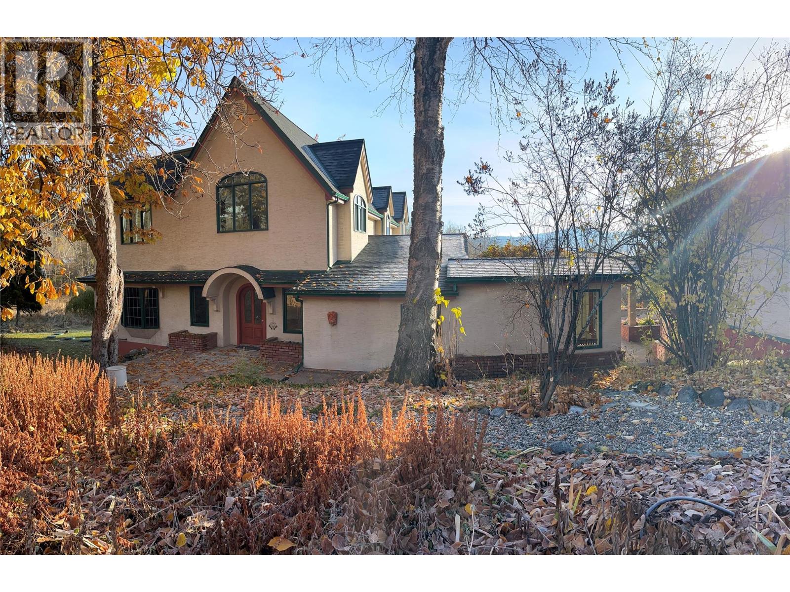 2302 Happy Valley Road, frame 12