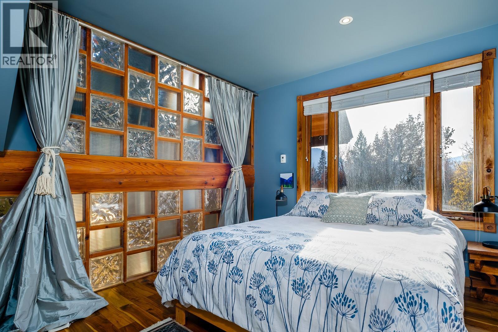 3rd floor main bedroom