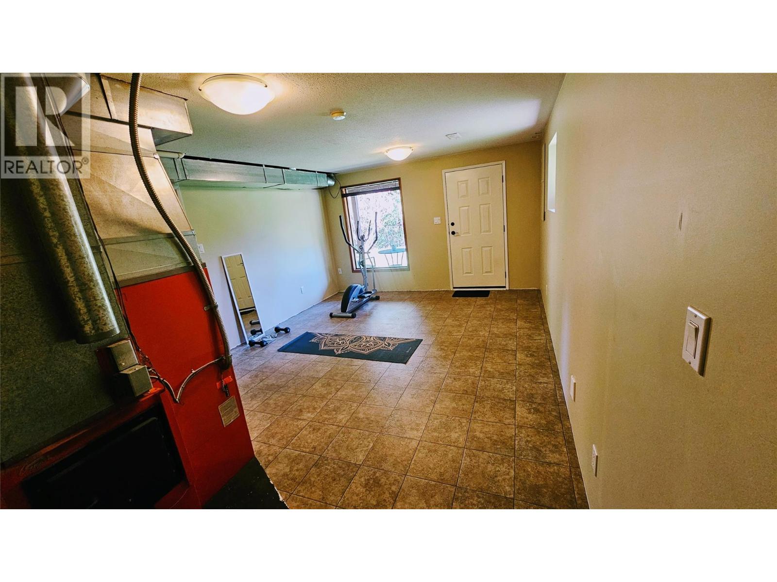 Exterior Access Walk-out downstairs