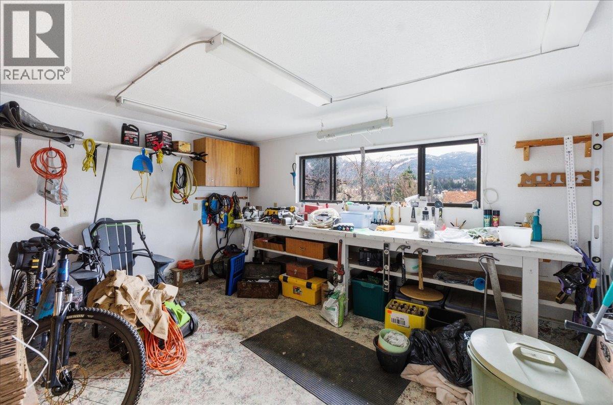 Workshop in carport