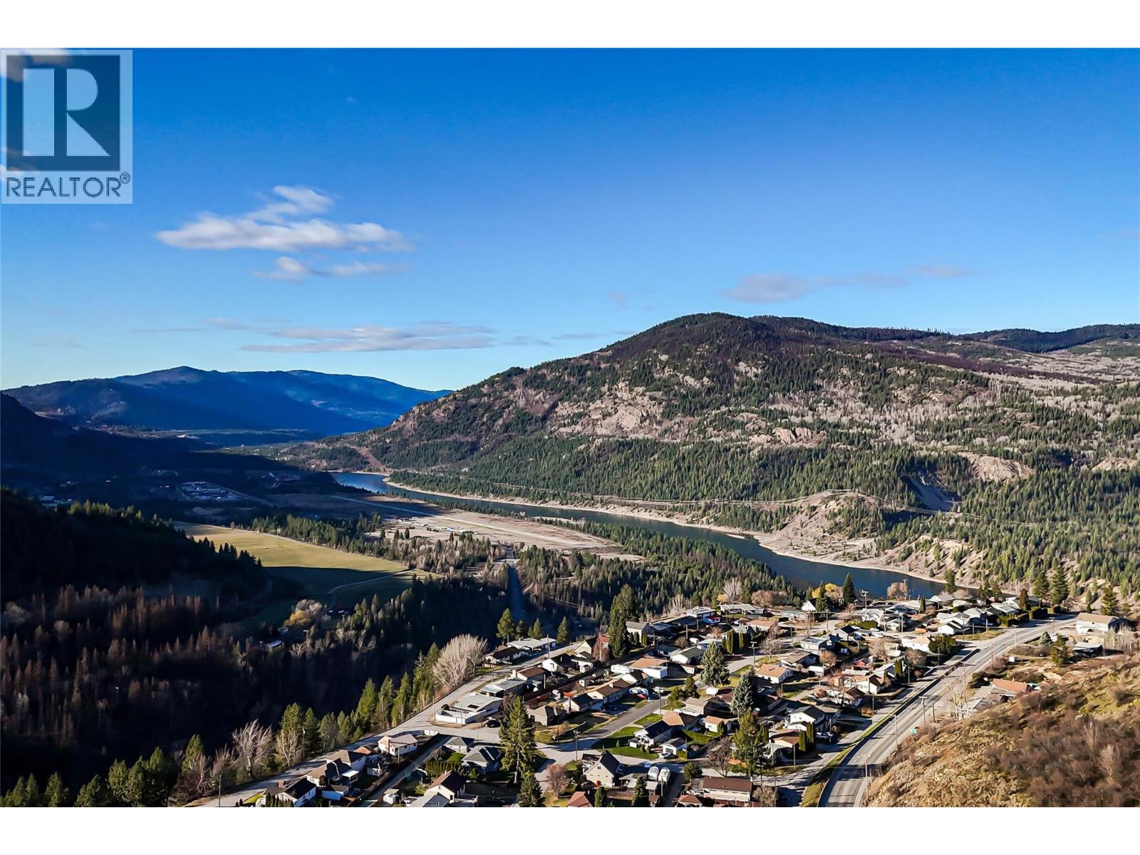 Birdseye view of the Montrose area