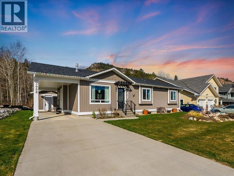 4008 16th Avenue, frame 2