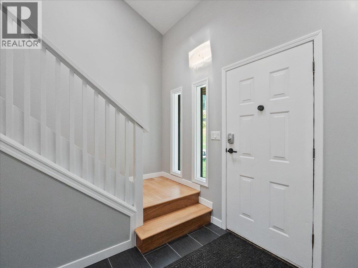 Main Floor Front Entry