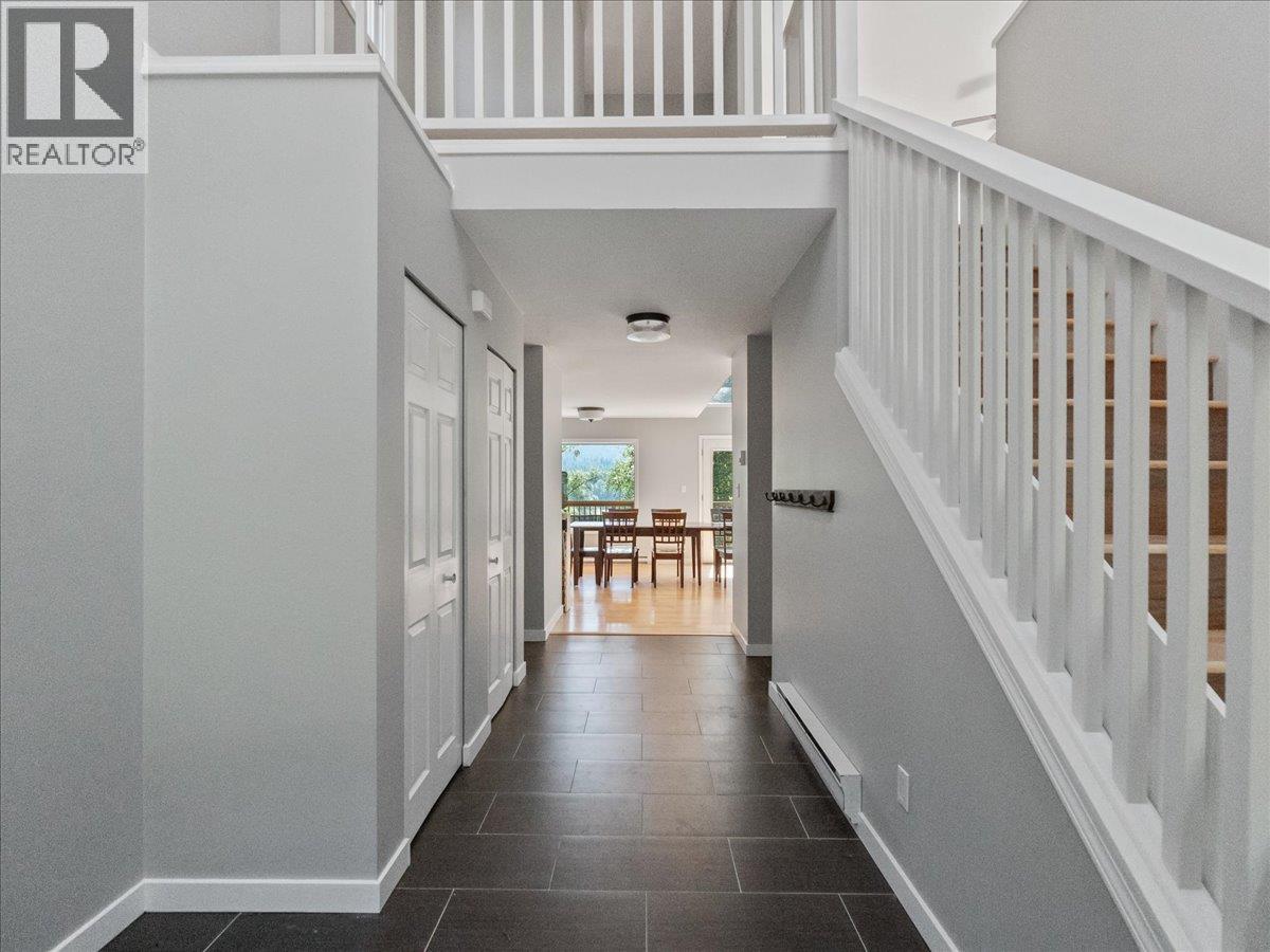 Main Floor Front Entry