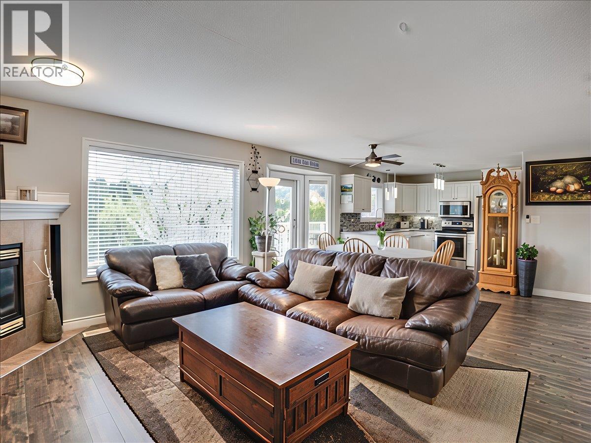 Upstairs Living Space