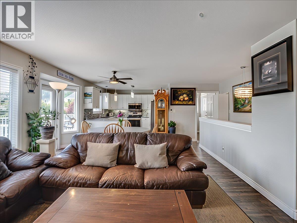 Upstairs Living Space