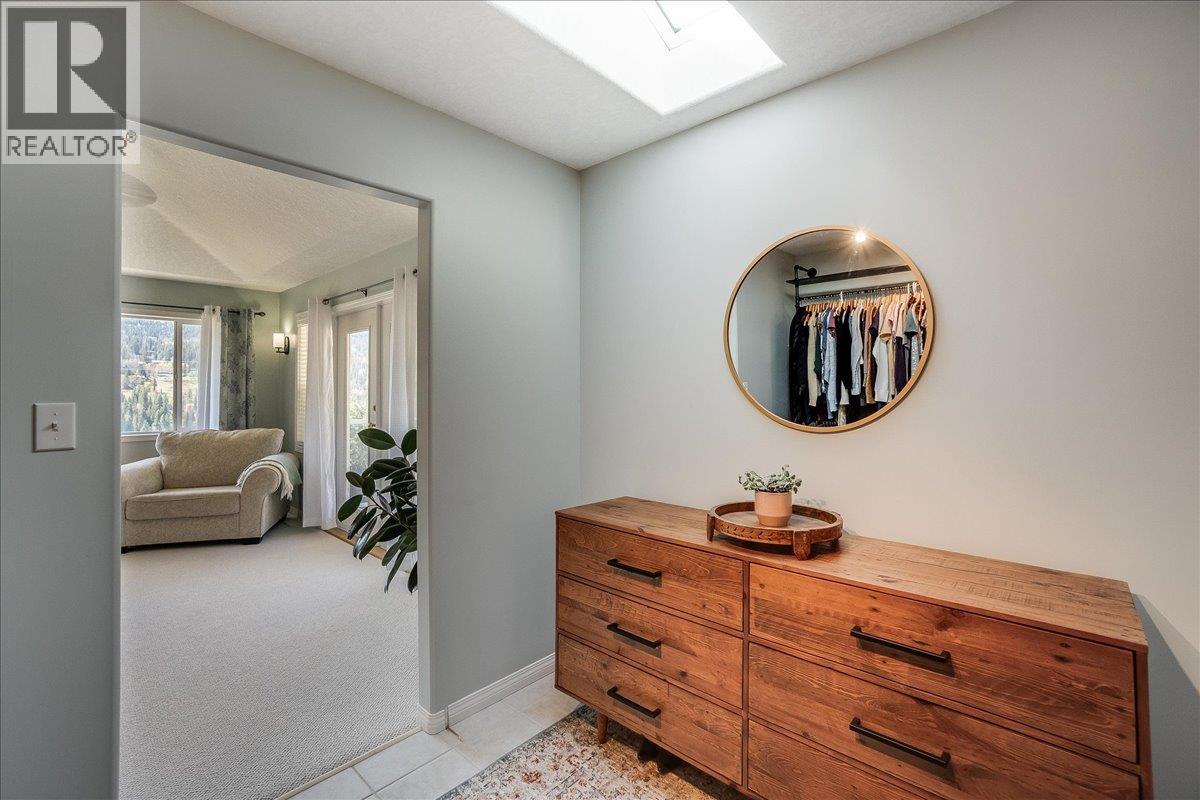 Walk-through closet