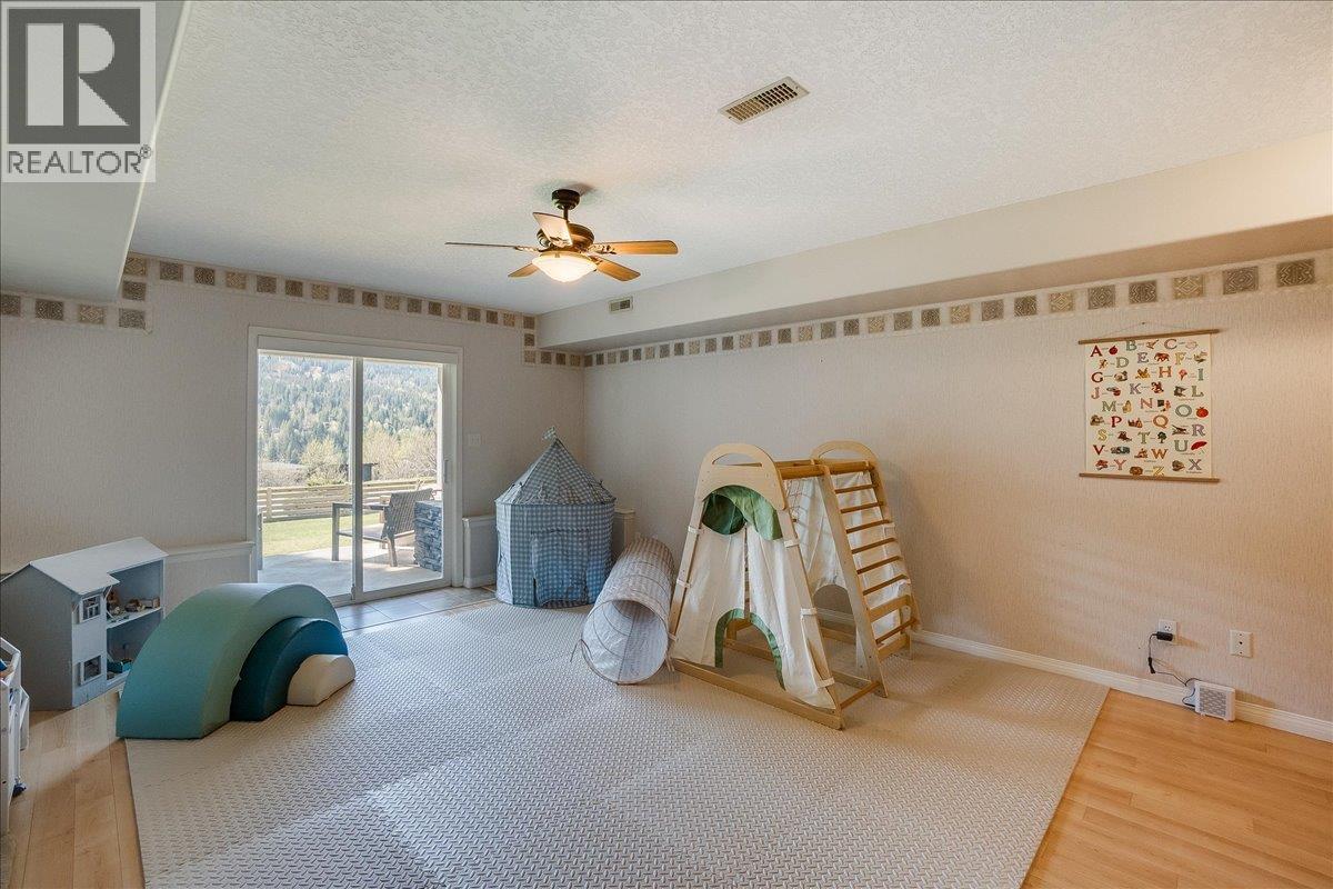 Downstairs bonus/rec room