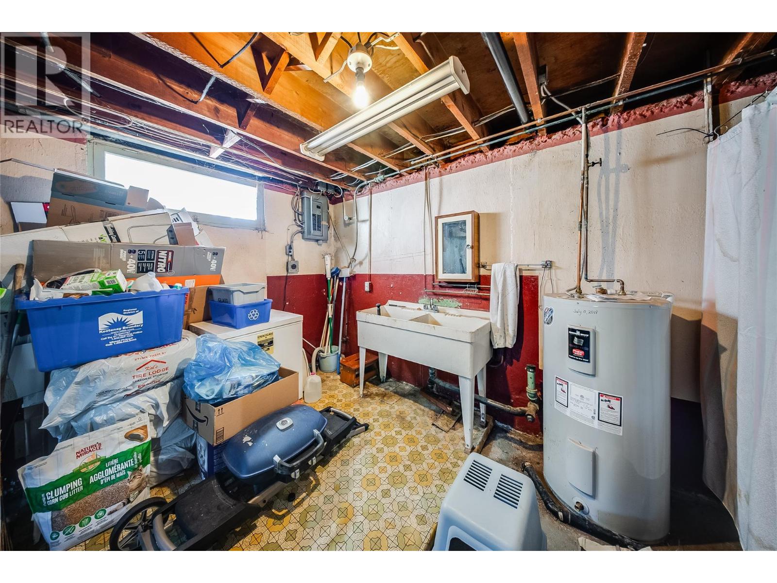100 amp Electrical in Corner