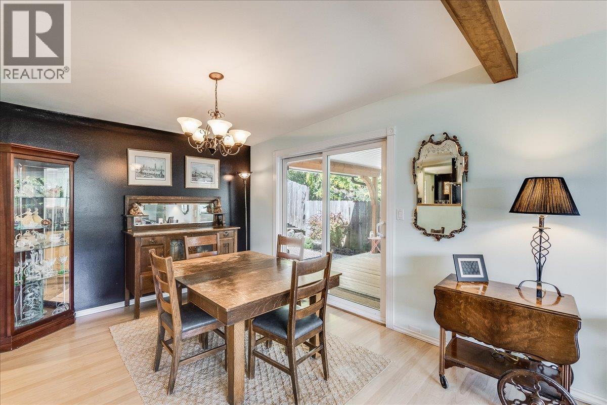 Dining Room with walkout to deck