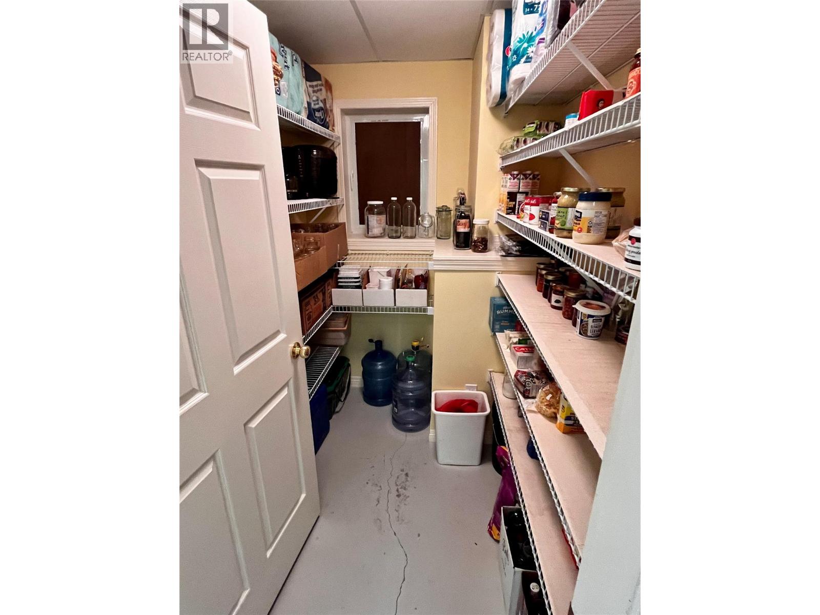 Storage/pantry