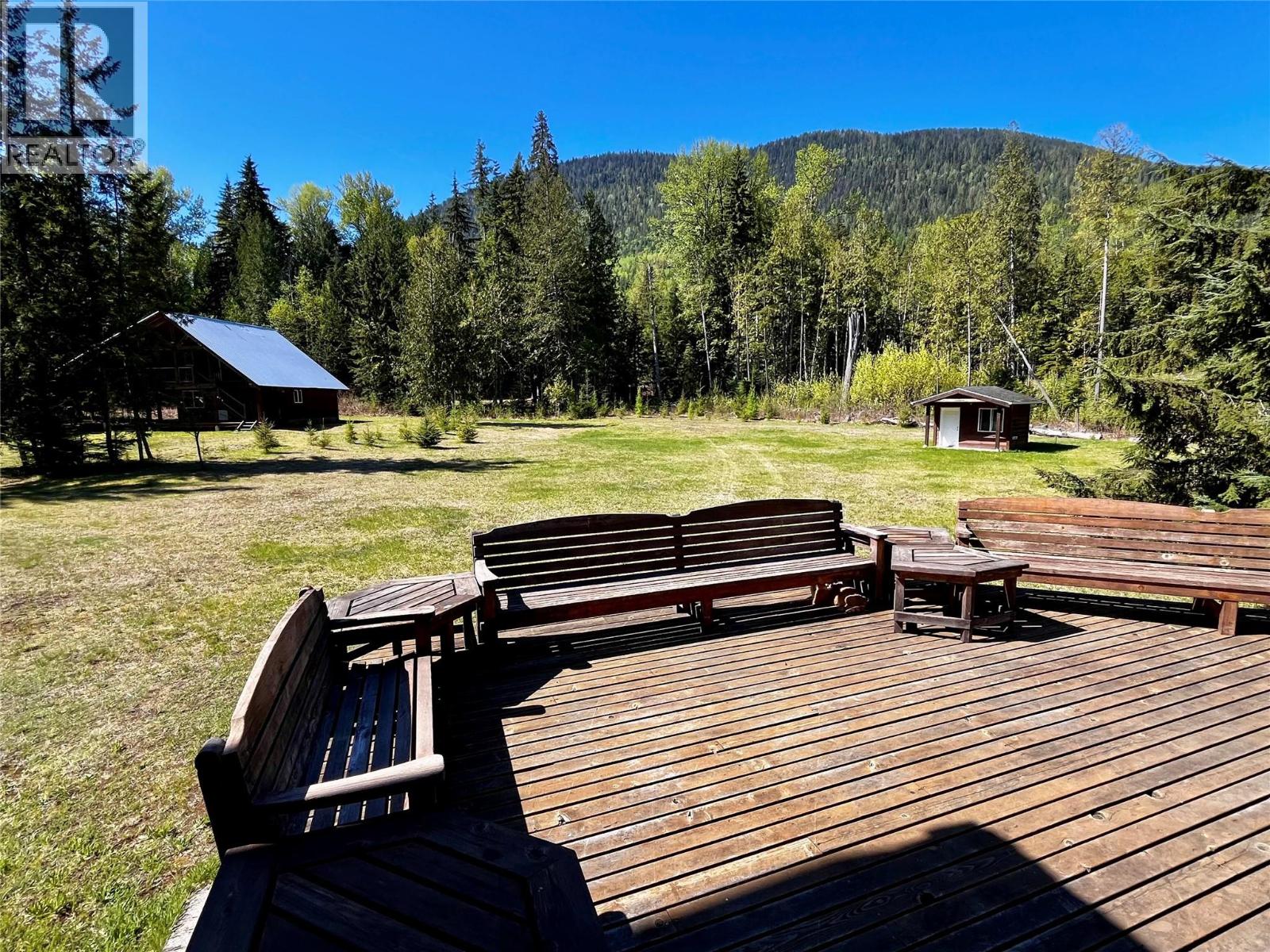 Deck facing south