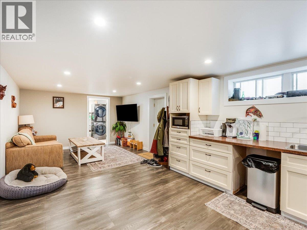LEGAL SUITE