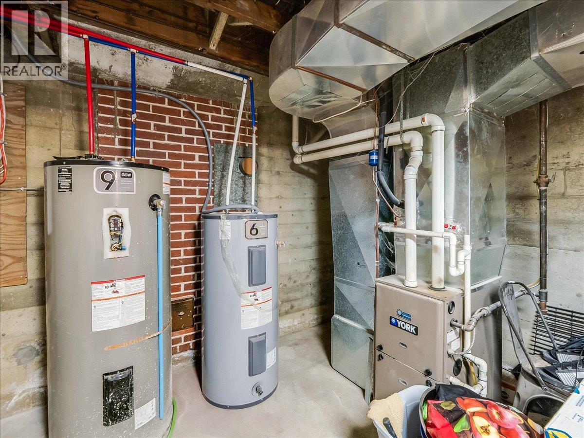 Storage/Utility