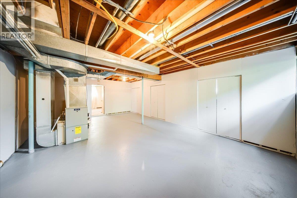 Rec room / Family room / suite potential in basement.