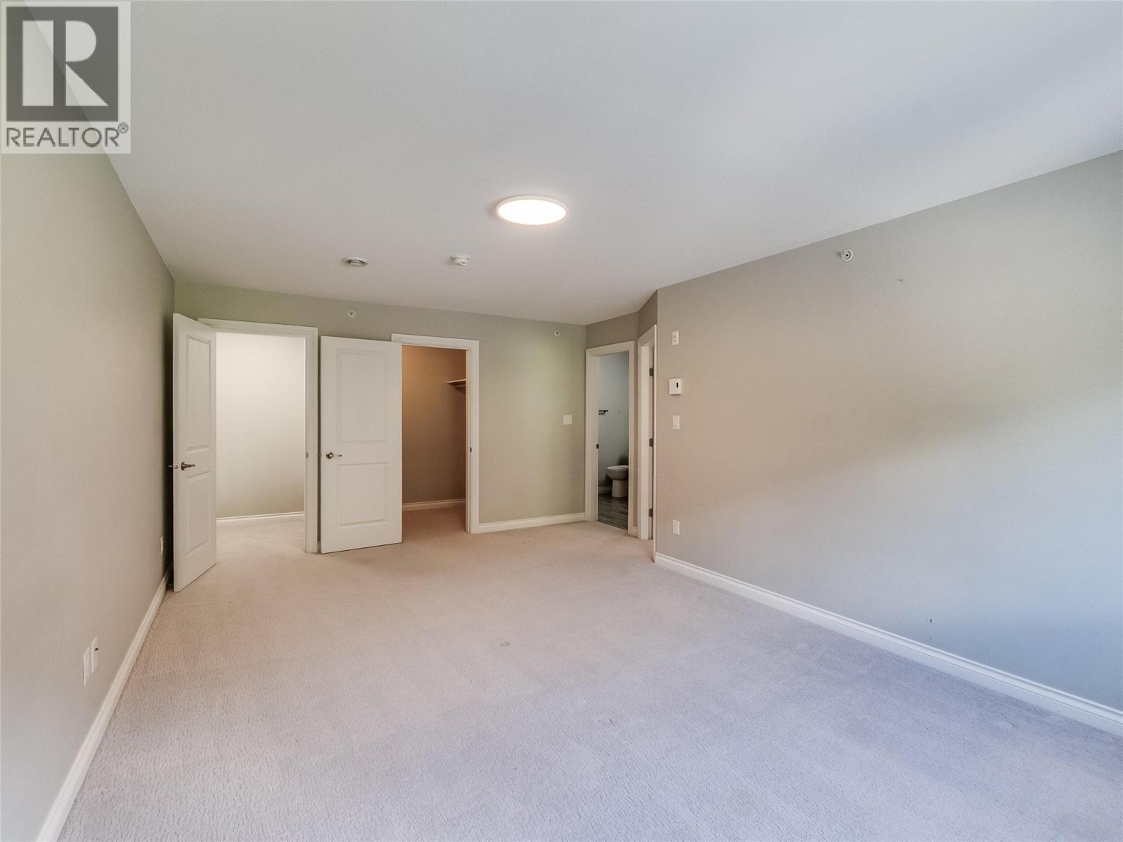 Primary bedroom top floor 19'6"" x 13'4""