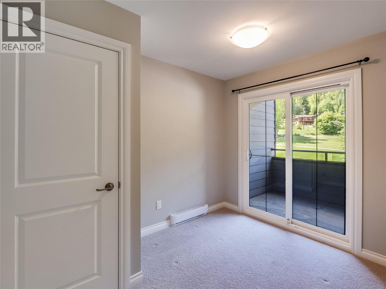 Flex room with covered balcony