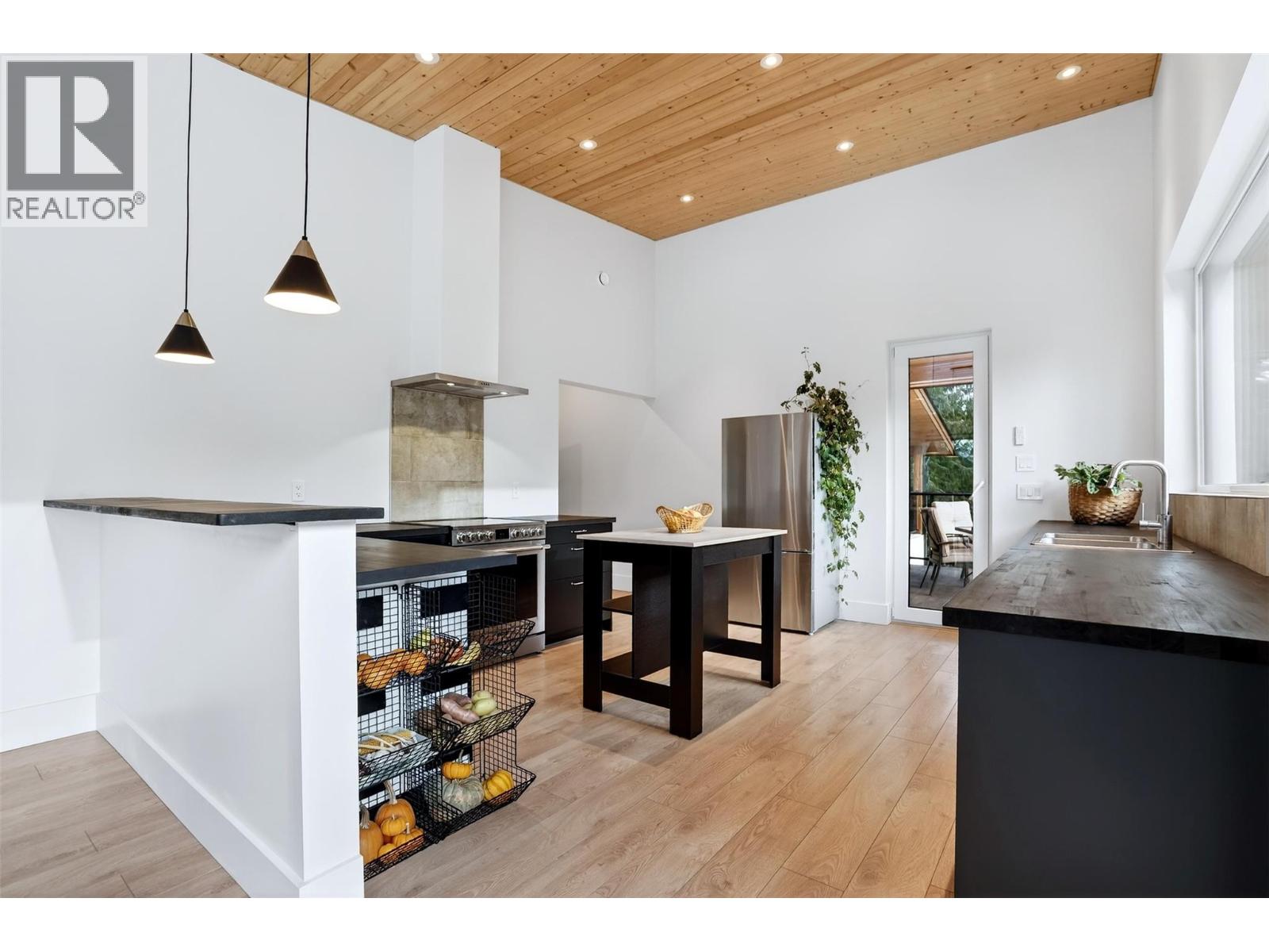 Main Kitchen