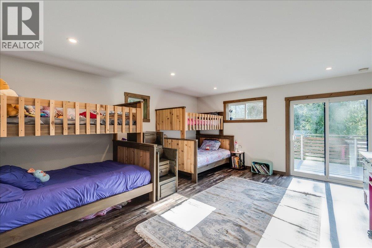 Upstairs bonus room