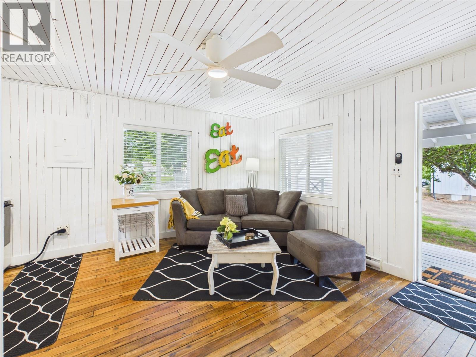 Cottage living area