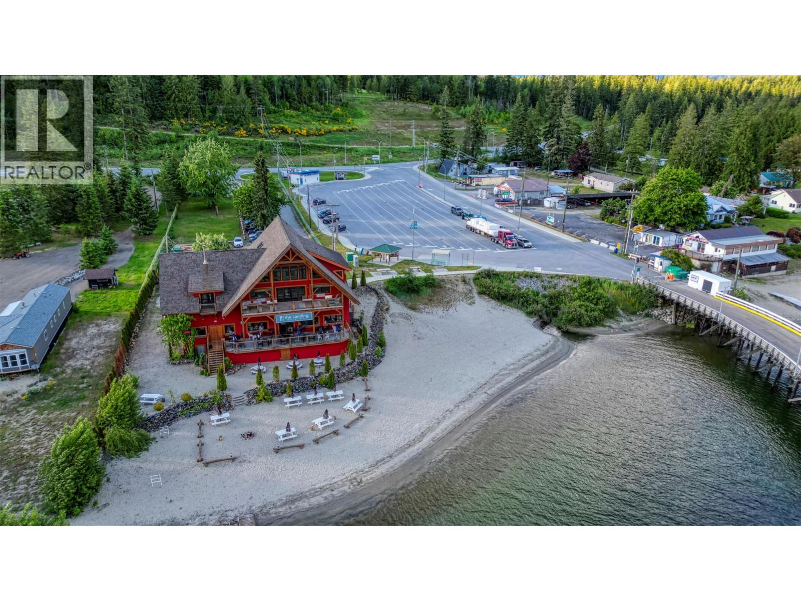 Creston Ferry dock and local pub minutes away